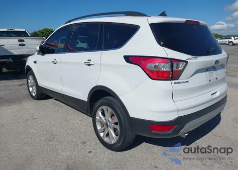 2018 Ford Escape Se z USA, uszkodzony, nr VIN 1FMCU0GD2JUA53444